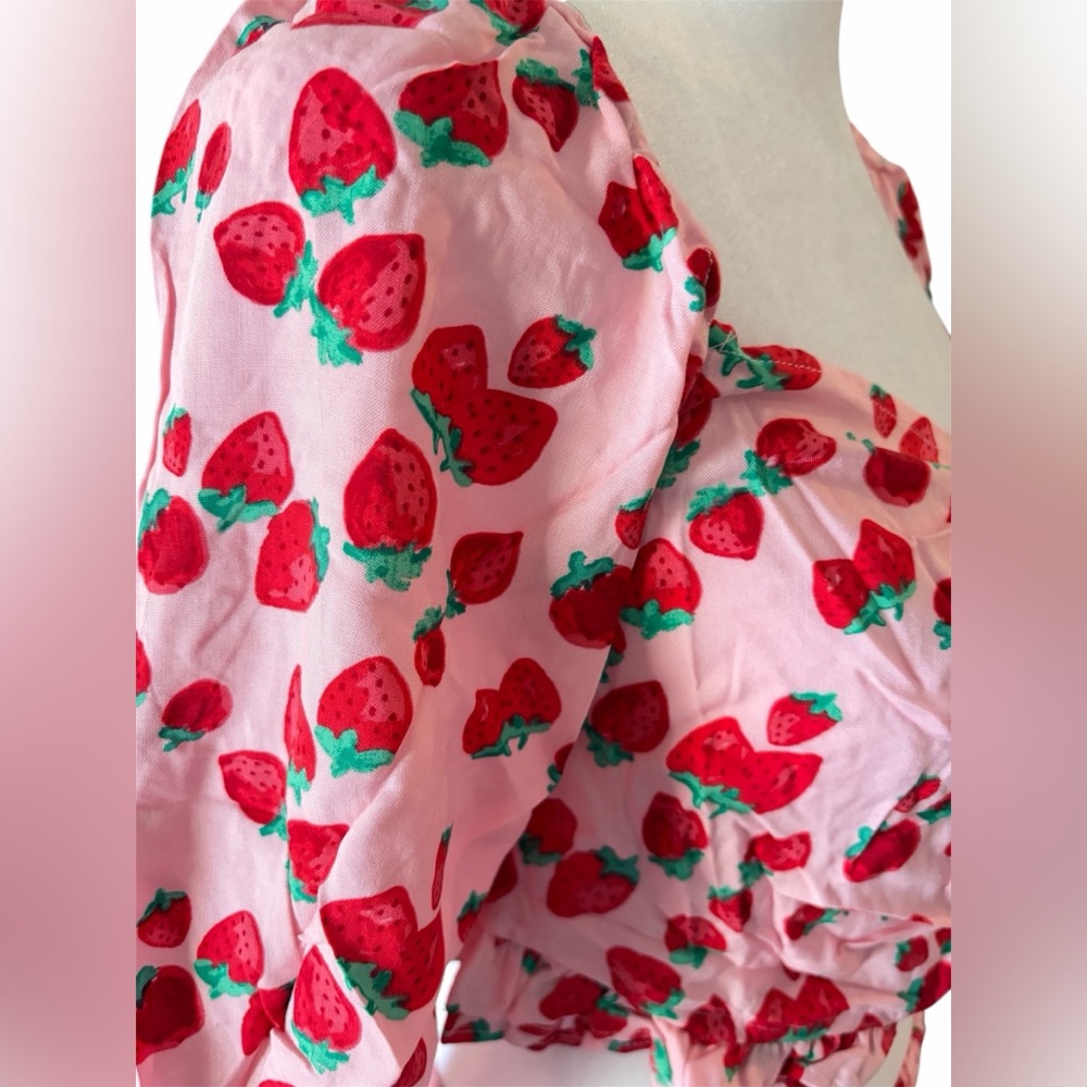 Luv Betsey by Betsey Johnson Strawberry Print Two Piece Set – Women’s Small NWT - Picture 2 of 6